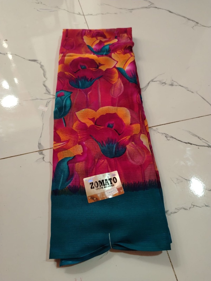 Zometo Border Saree - Flowers